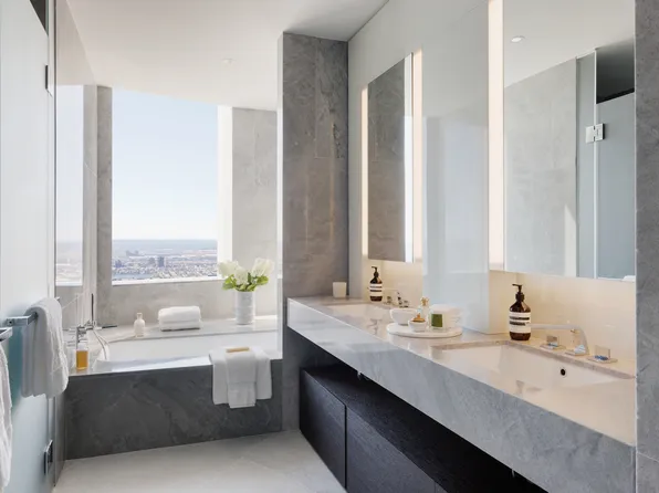 15 Hudson Yards PH84C image 10 of 11
