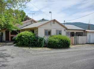 755 S Valley View Rd, Ashland, OR 97520