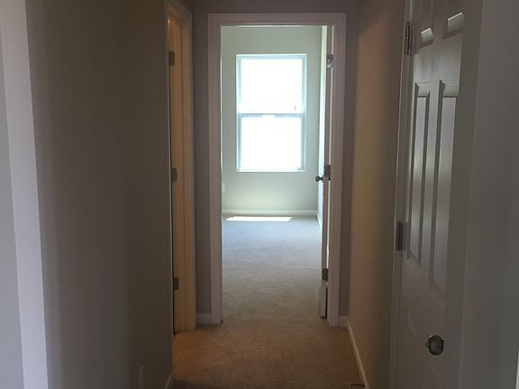 4th image of 192 Jobe Dr
