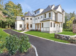 120 Wychwood Rd, Westfield, NJ 07090