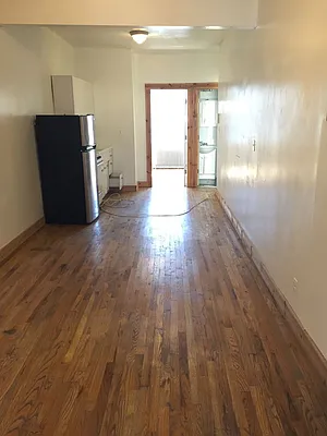 Rented by Grand & Co. | media 27