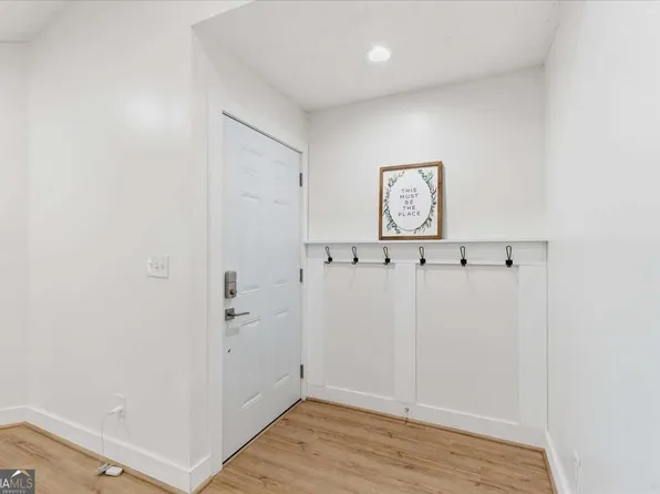 708 Parkaire Xing, Marietta, GA 30068