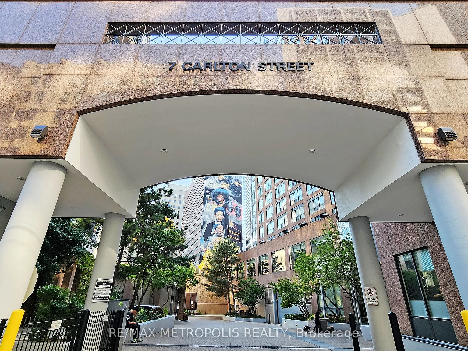 2 bed, $3,000 — Photo 2