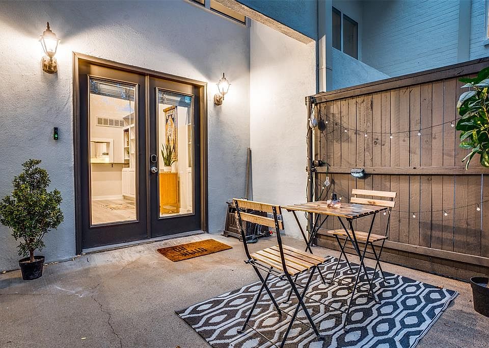 1st image of 3906 Buena Vista St Unit 15