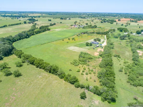 1604 CR 357, Adkins, TX 78101