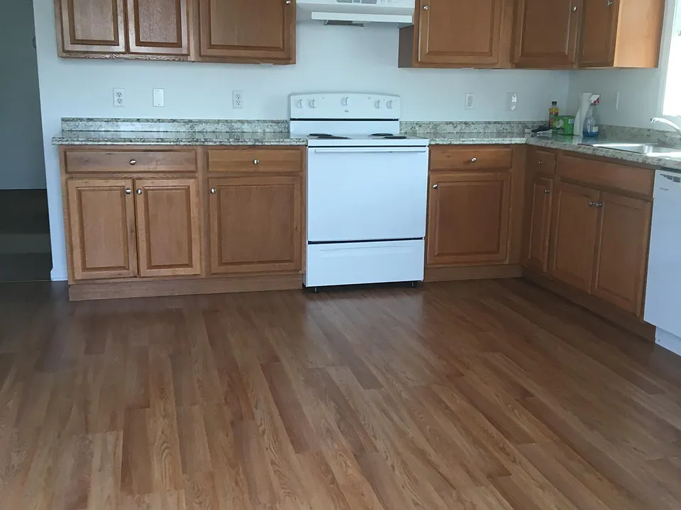 83 Chestnut St #2