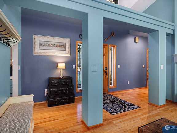 5th image of 4717 Grand Fir Lane NW