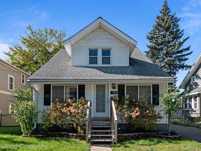 910 Knowles St, Royal Oak, MI, 48067