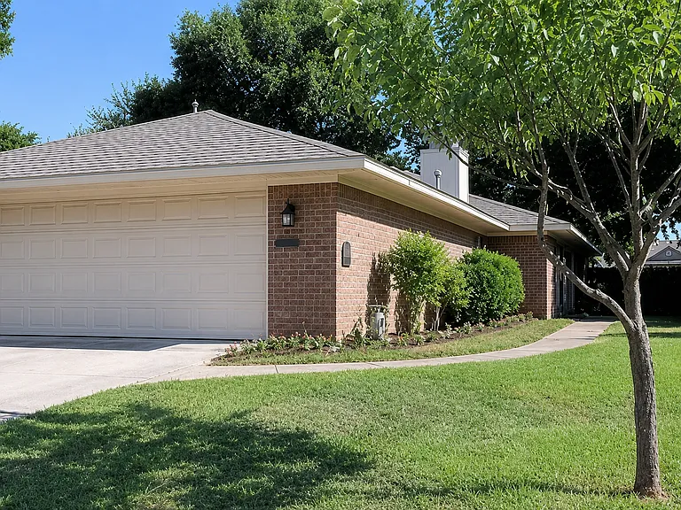 4216 Spring Meadow Ln — Photo 13