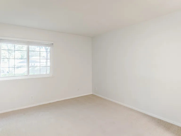 2766 Somerset Park Cir — Photo 17