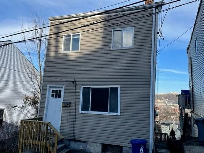 13 Nusser St photo 1