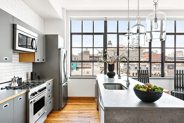 Sold by Compass | media 6