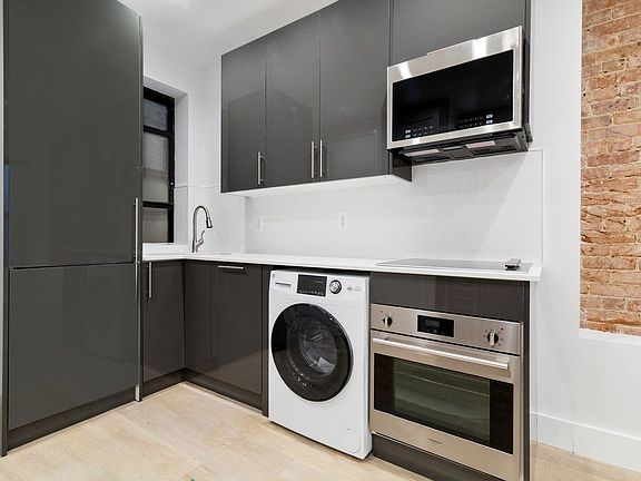2nd image of 69 Meserole Ave #W2