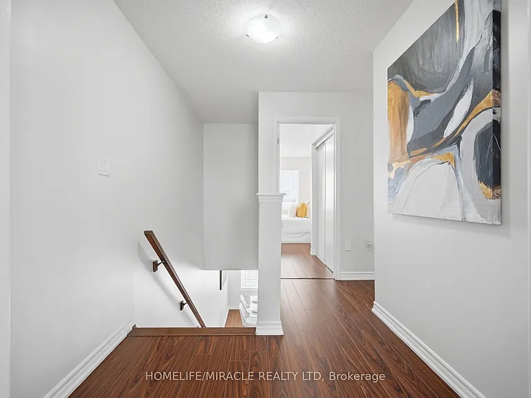 5 Veterans Dr — Photo 17