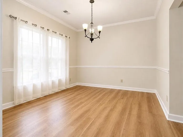 1630 Green Oak Cir — Photo 5