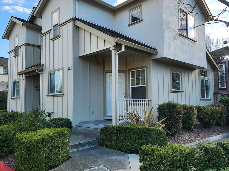 777 E Cotati Ave #12 — Photo 1