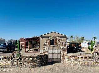 200 N Moon Mountain Ave #18, Quartzsite, AZ 85346