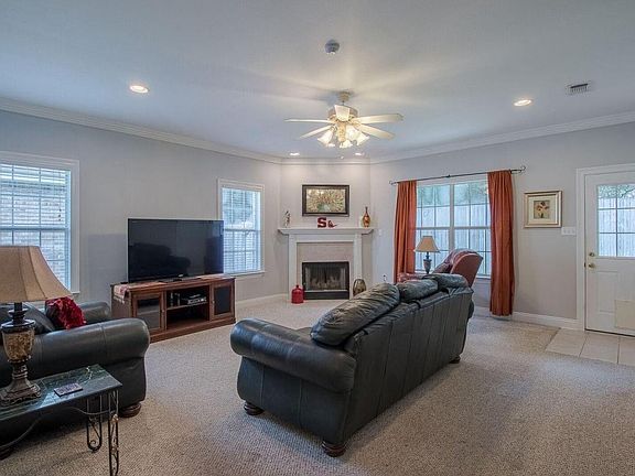 4th image of 2436 Cotton Dr