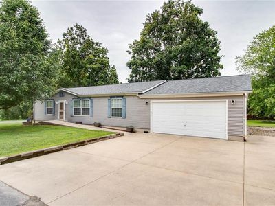16519 Palm Way Dr, Brighton, IL, 62012