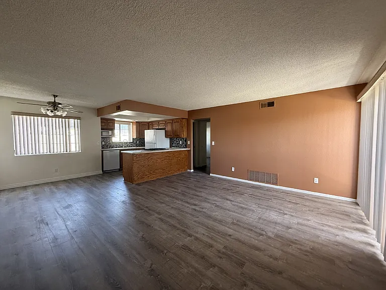 1190 Ramar Rd #C21 — Photo 6