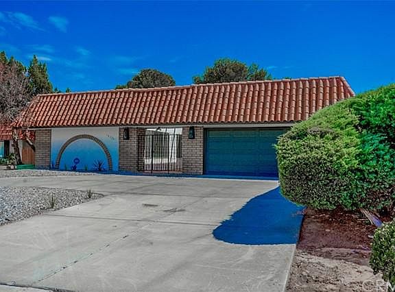 3rd image of 14723 Coolglen Dr