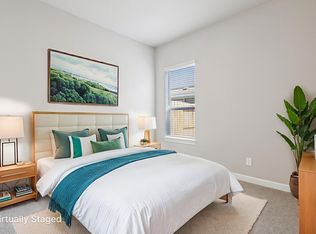 622 Topwater Trl, Kemah, TX 77565