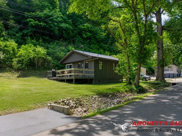 1 Horse Creek Ln, Celina, TN 38551