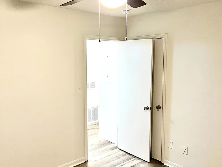 231 Peachtree St — Photo 10