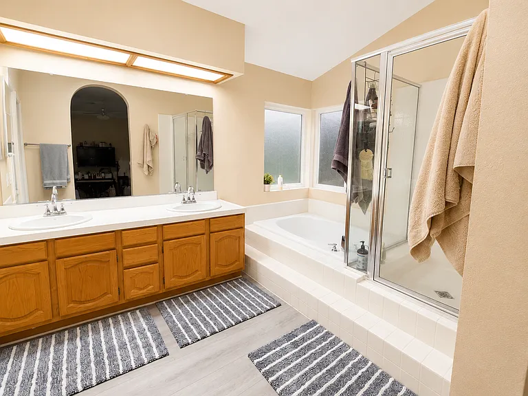 25420 Lacebark Dr — Photo 8
