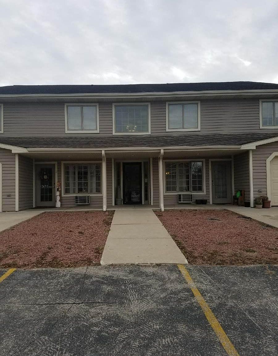 395 Main St APT 5, Lomira, WI 53048 Zillow