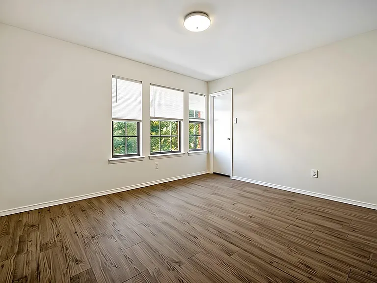 11112 Chatam Berry Ln — Photo 28