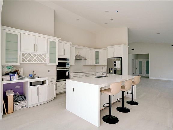 4th image of 4501 Kensington Park Way