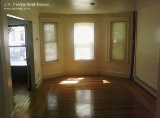 352 Lowell St #1, Somerville, MA 02145