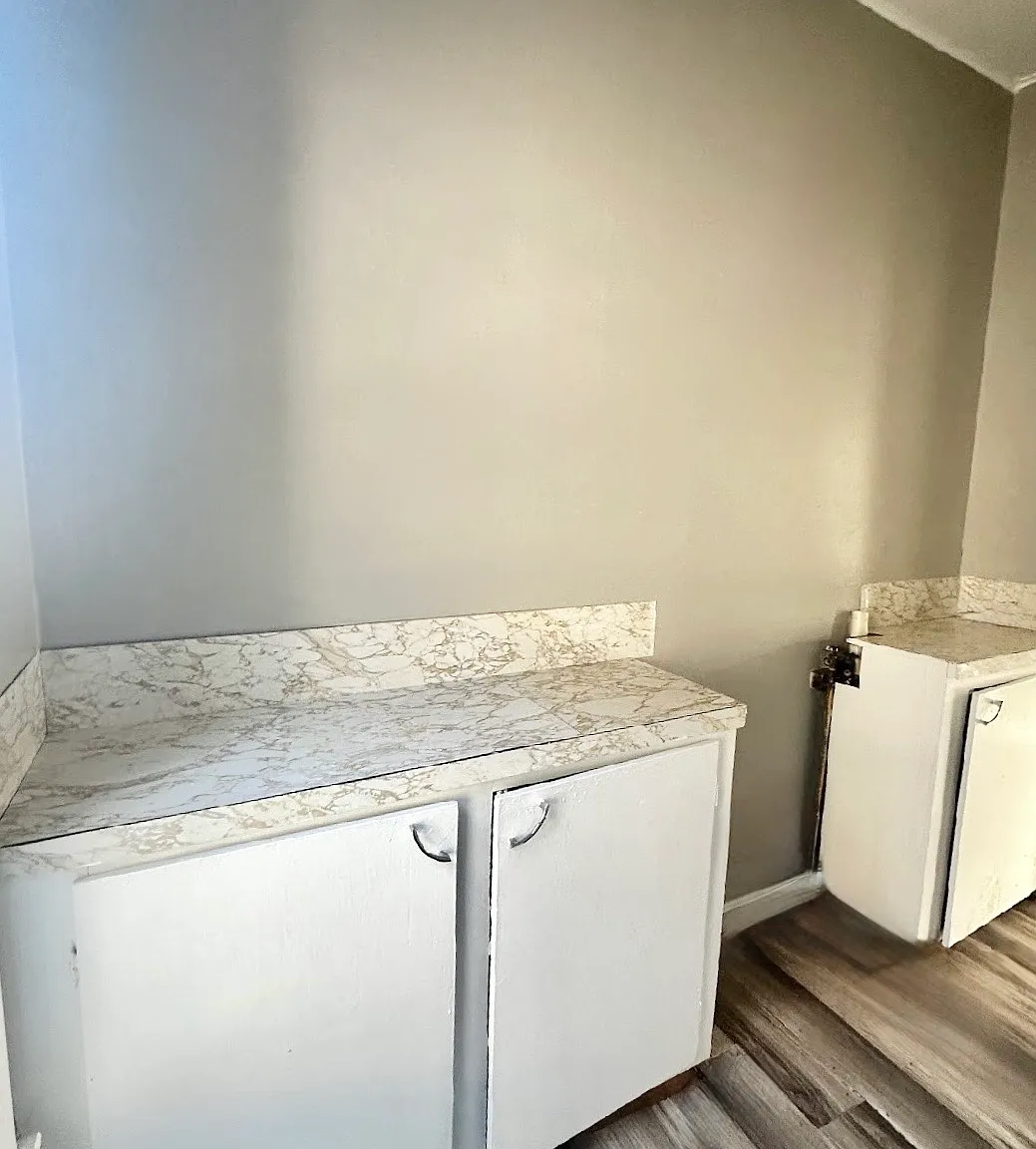 3 bed, $2,050 — Photo 3