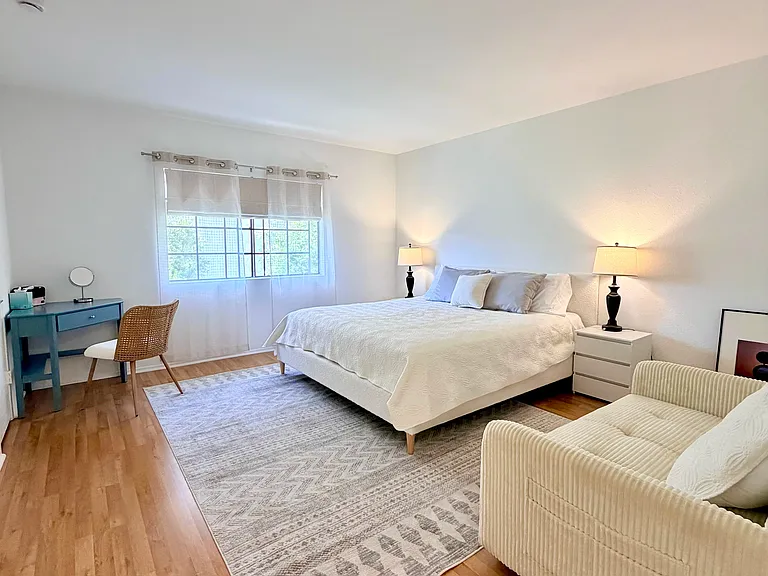 2450 E Del Mar Blvd #36 — Photo 9