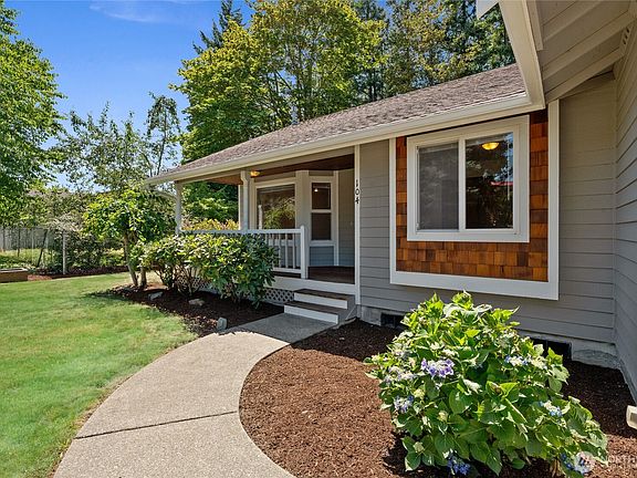 3rd image of 104 Eagle Glen Court