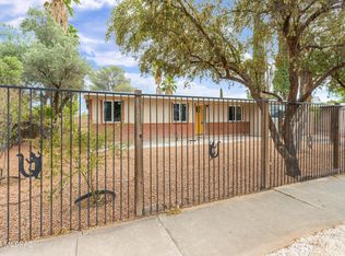 6994 E Lurlene Dr, Tucson, AZ 85730