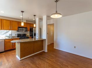 812 10th St NE, Washington, DC 20002