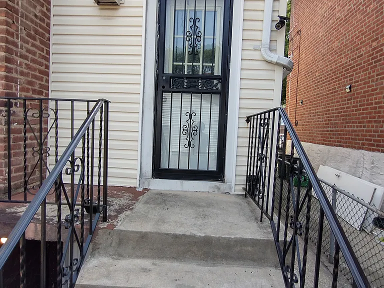 1478 E 93rd St #1 — Photo 38