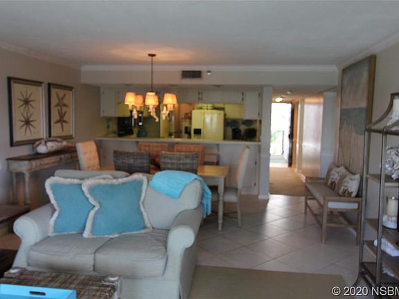 4th image of 4865 S Atlantic Ave APT 202