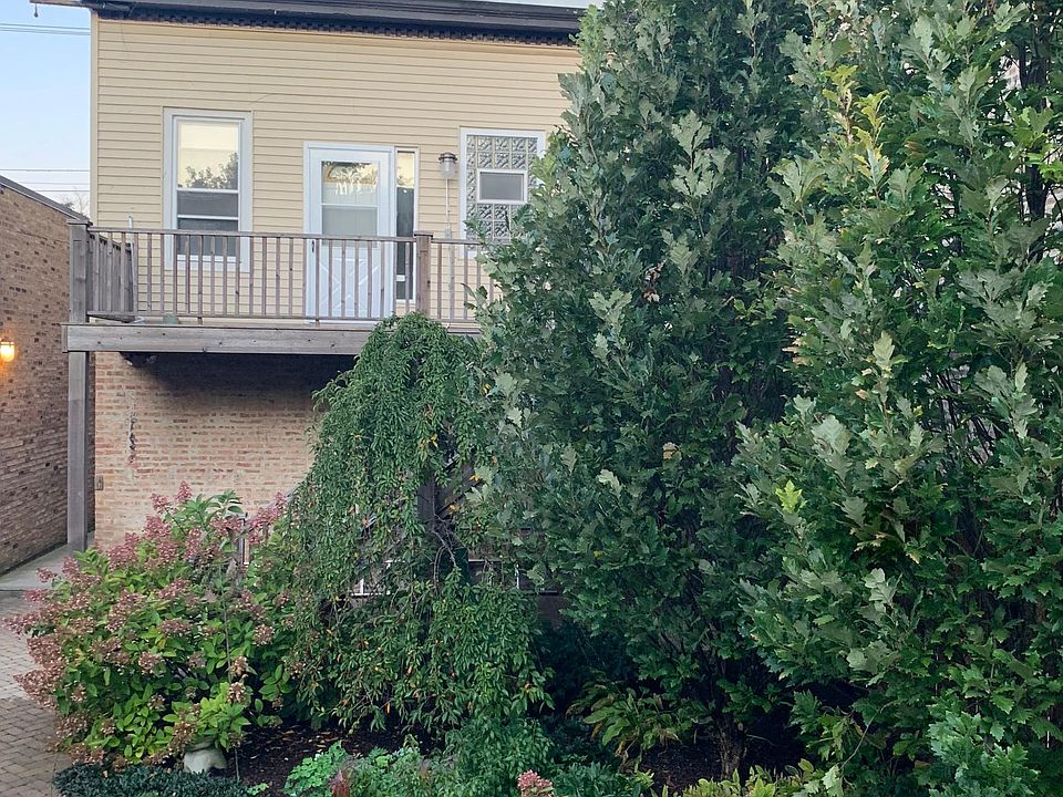 1st image of 4830 N Paulina St #Coachhouse