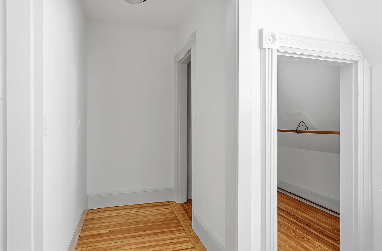 1 bed, 800 sqft, $1,875 — Photo 4
