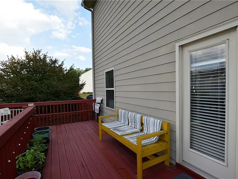 1805 Kingsbridge Ct — Photo 15