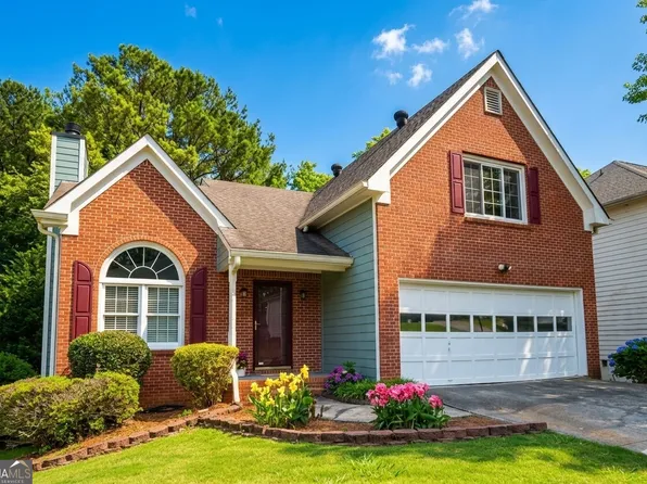 2782 Oak Meadow Ln, Snellville, GA 30078