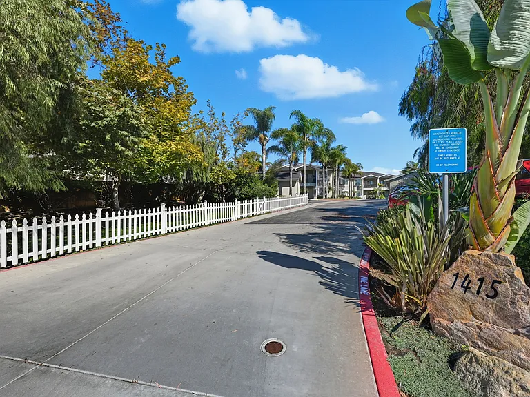 1415 N Vulcan Ave #12 — Photo 19