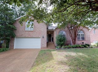 1035 Singing Springs Rd, Mount Juliet, TN 37122