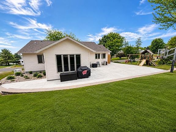 5th image of 10864 Blue Mountain Ave