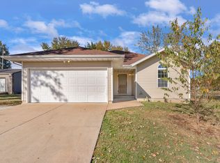 706 S Miller Rd, Willard, MO 65781