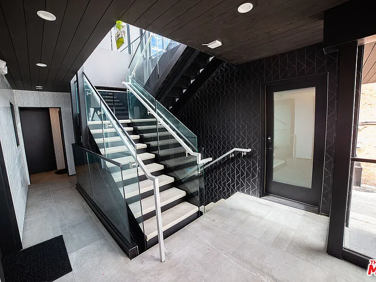 14 Brooks Ave #8 — Photo 13