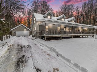4760 N Lakeshore Rd, Mears, MI 49436